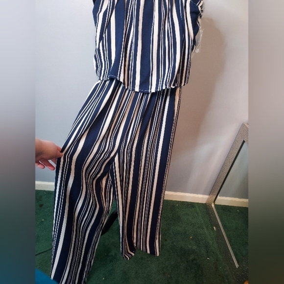 Time And Tru Blue/White Stripped Jumpsuit NWT Size Medium - Picture 3 of 8